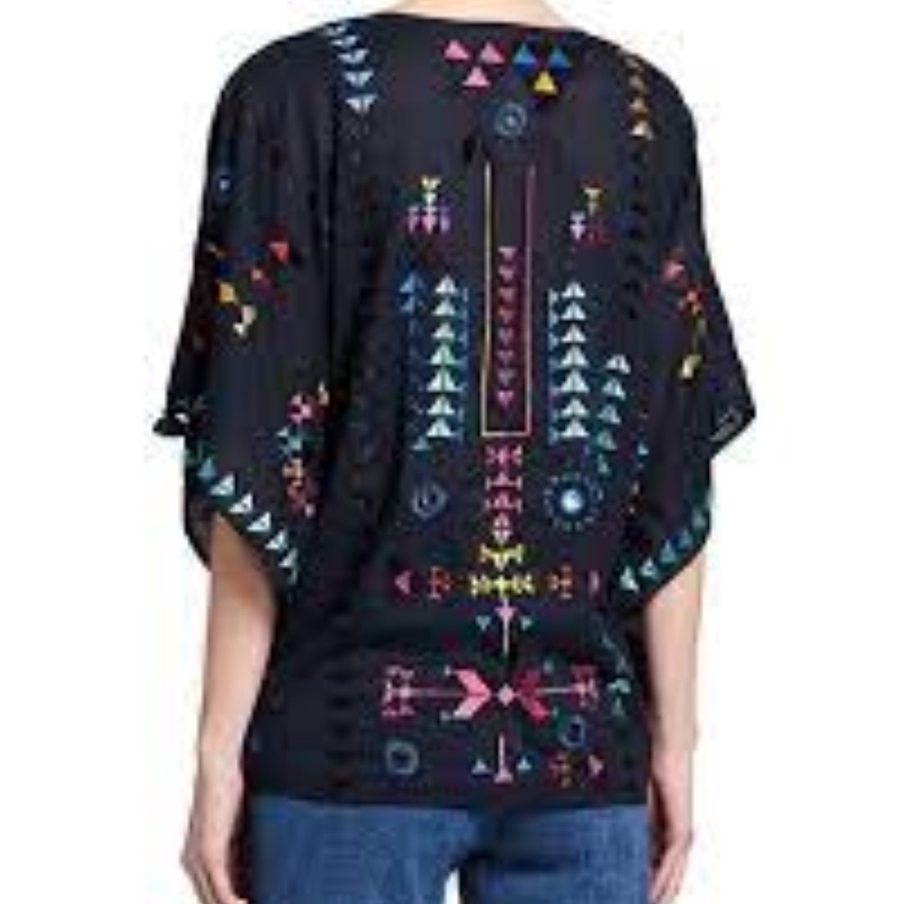 Figue Ritika Half-Sleeve Embroidered Kaftan Top - Picture 4 of 8